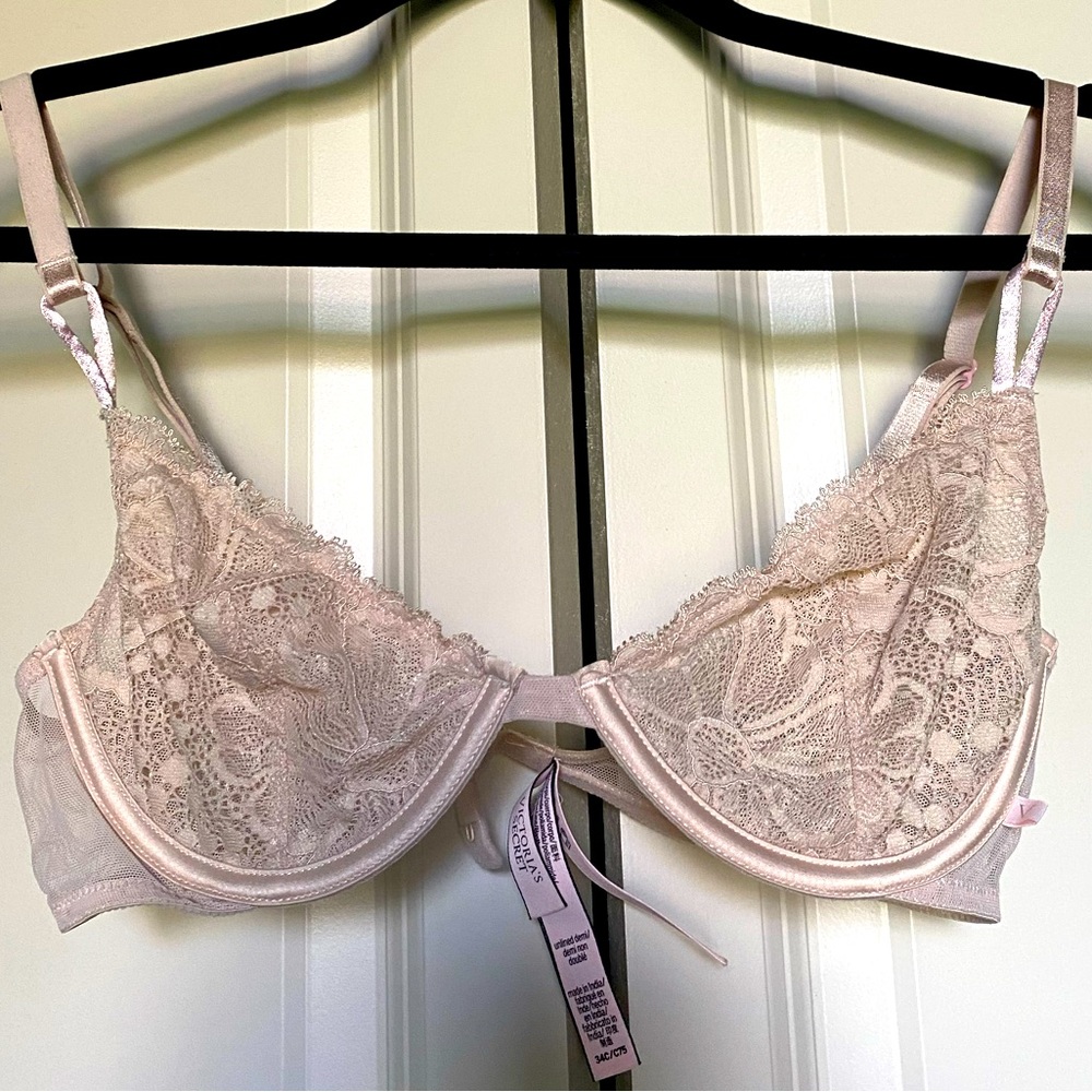 Lacey / Dainty Bra Victoria Secret